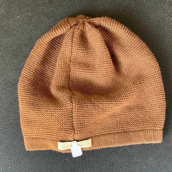 NWT! Winter Bundle: Scarves, Beanie & Gloves - Picture 3 of 9